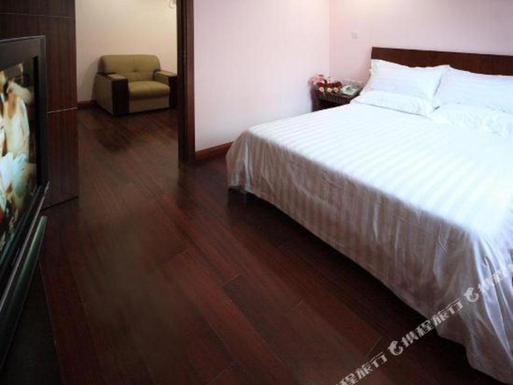 Hotel Shijia On The Bund 2*